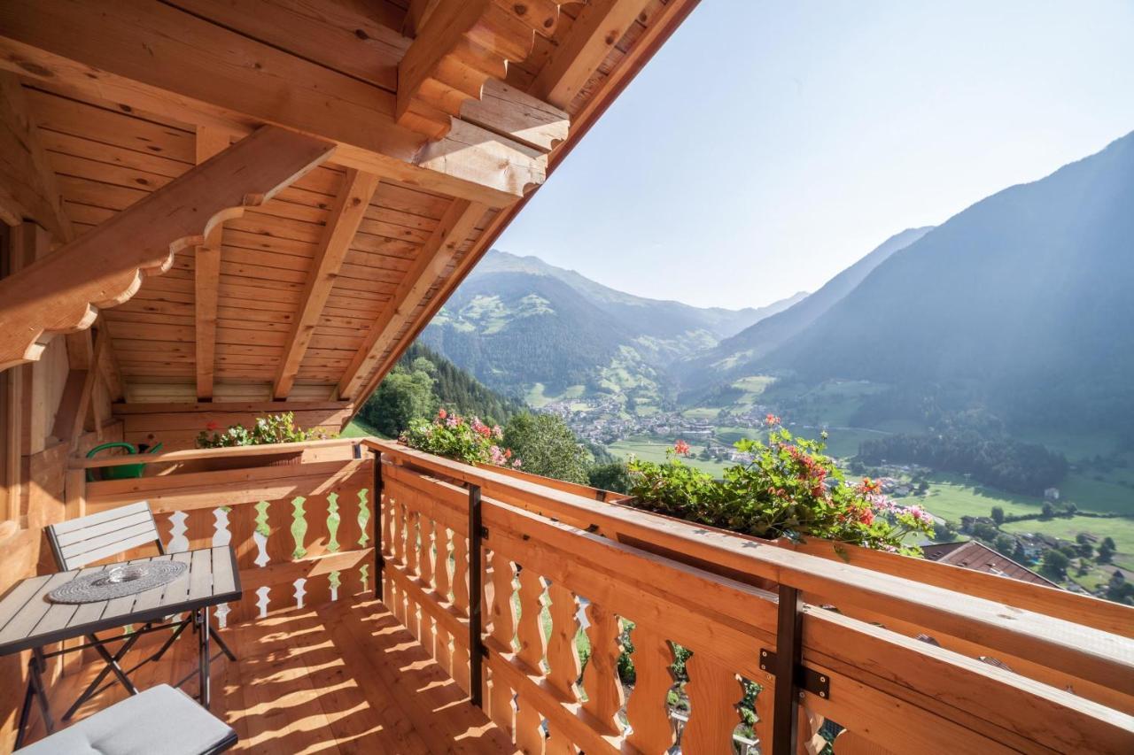 Innergasserhof Ferienwohnung Enzian San Martino In Passiria  Extérieur photo