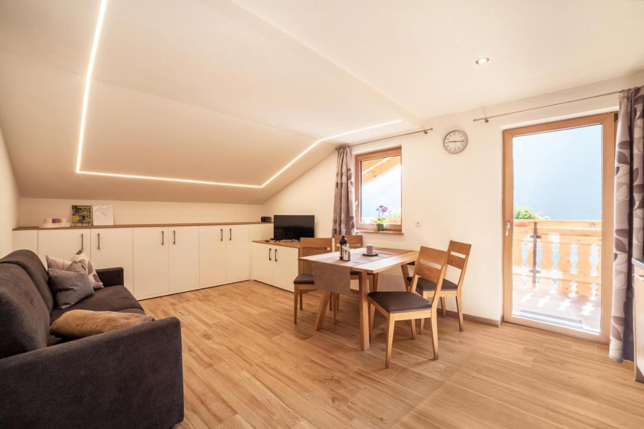 Innergasserhof Ferienwohnung Enzian San Martino In Passiria  Extérieur photo