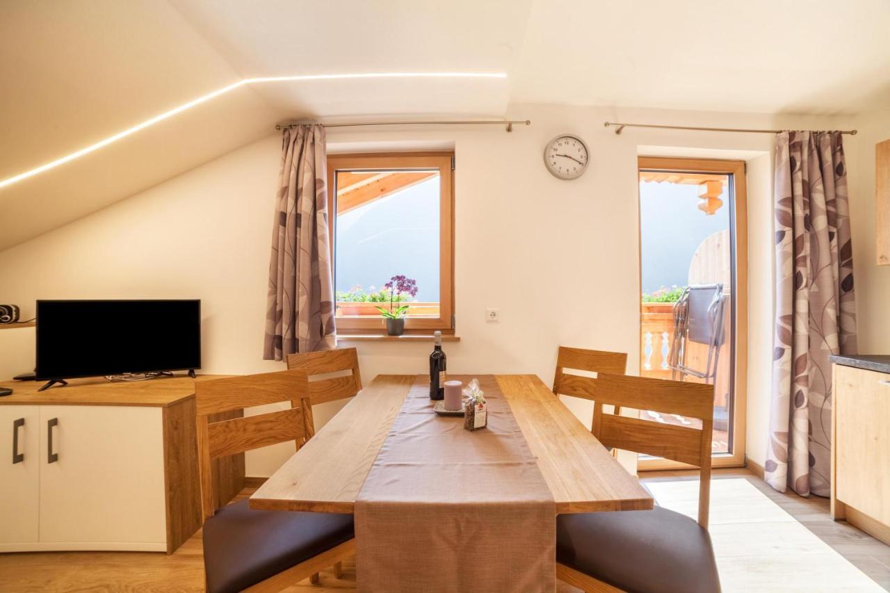 Innergasserhof Ferienwohnung Enzian San Martino In Passiria  Extérieur photo